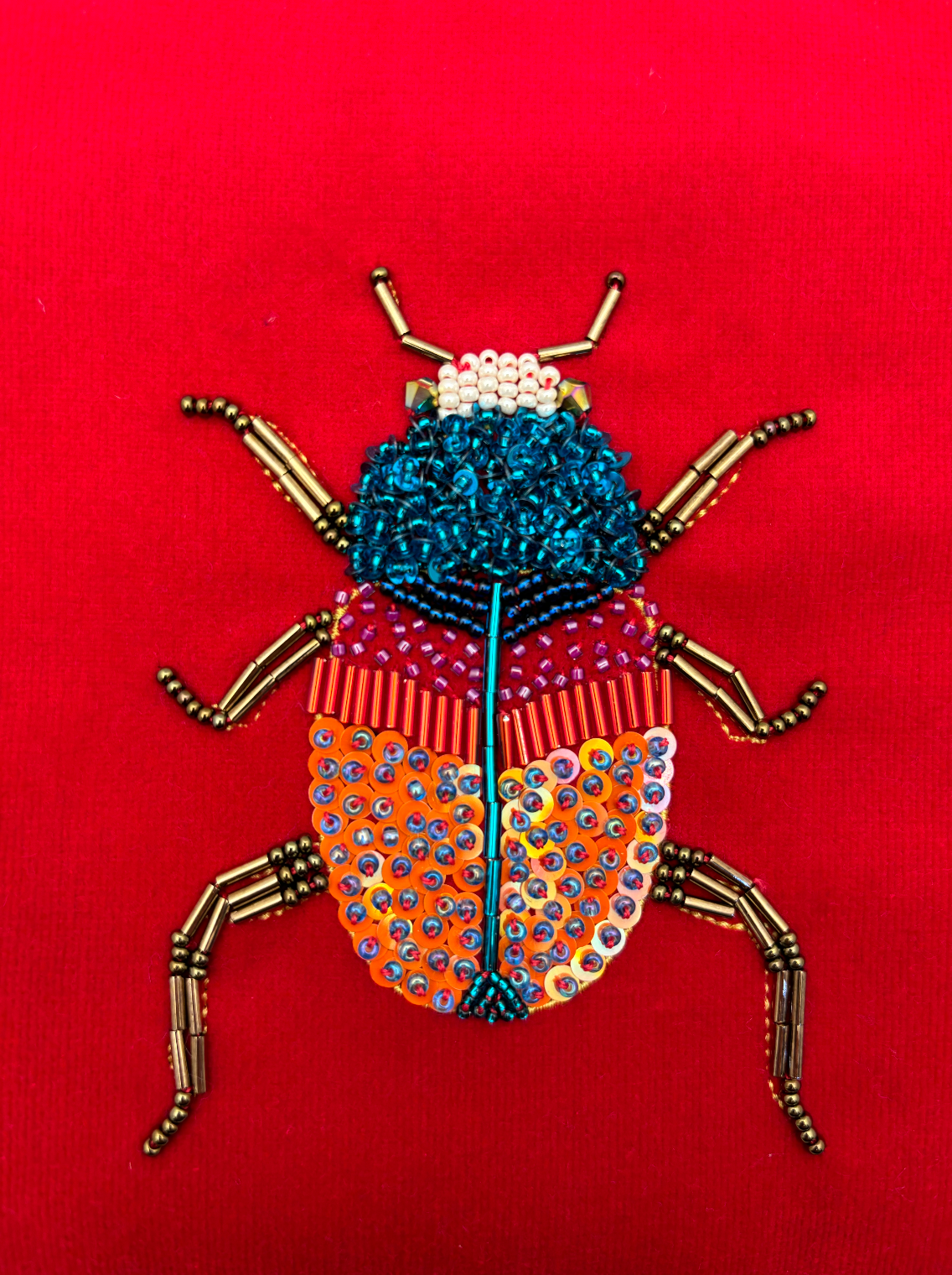 CLUTCH BUG ESCARABAJO ROJO