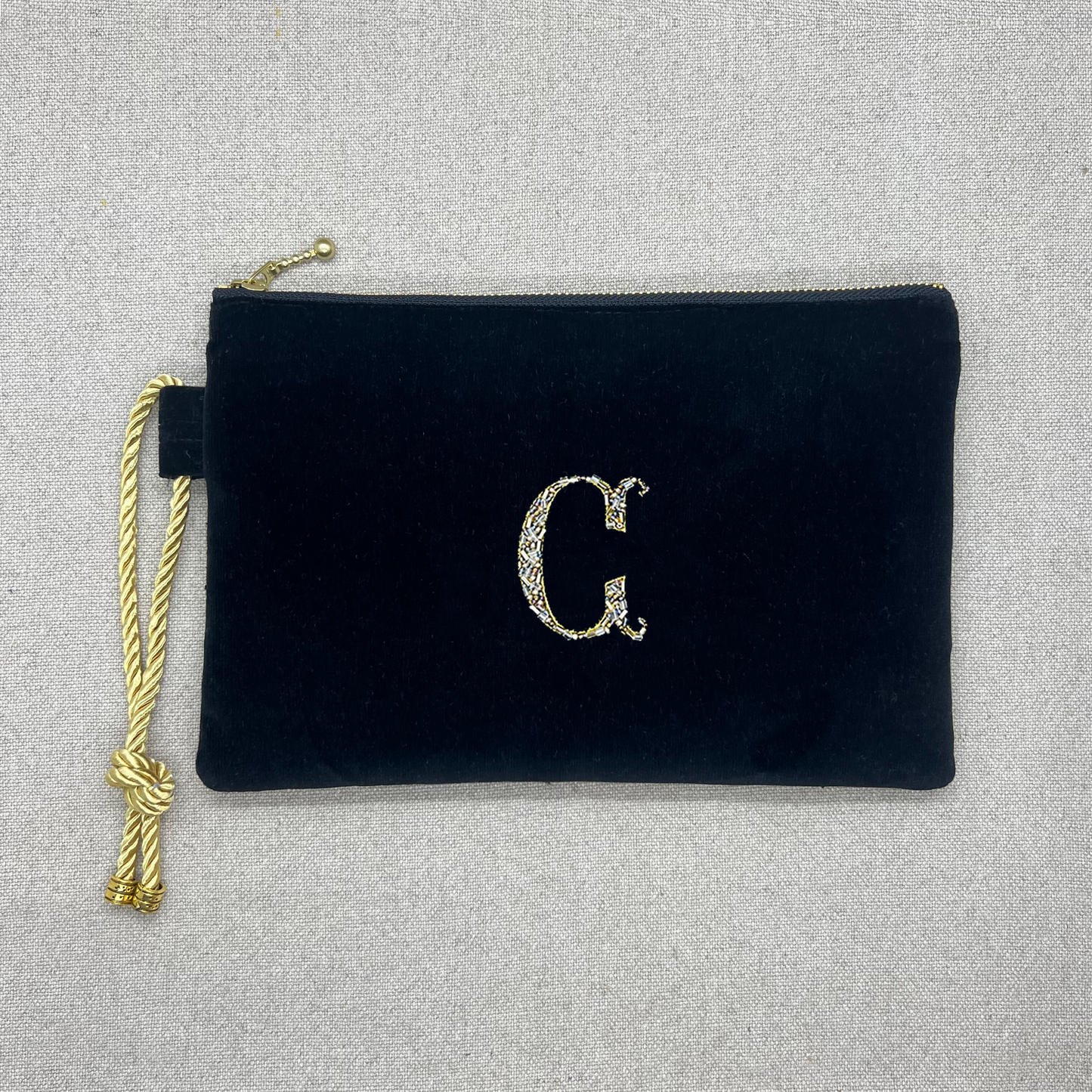 Clutch Broderie Negro